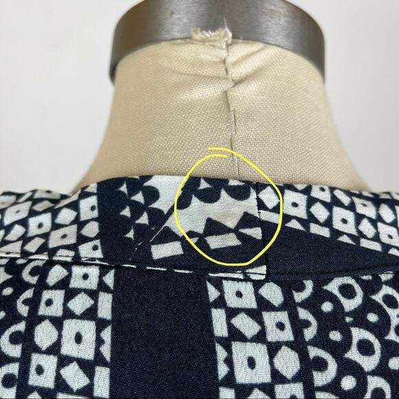 Twist & Tango Patch-work Button Front Blouse Medium - Picture 8 of 11